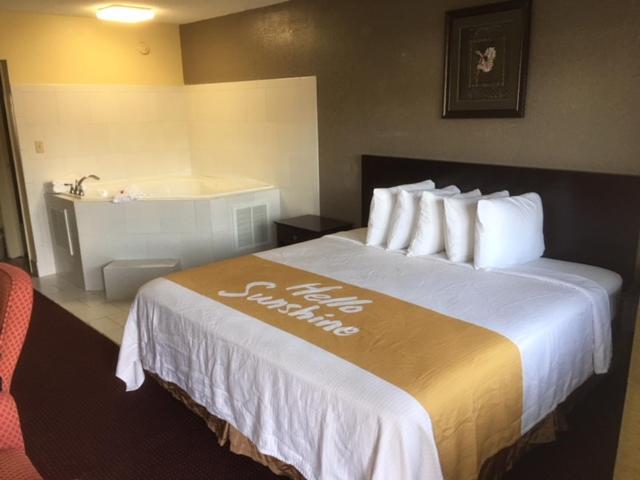 Days Inn By Wyndham Paintsville Екстериор снимка